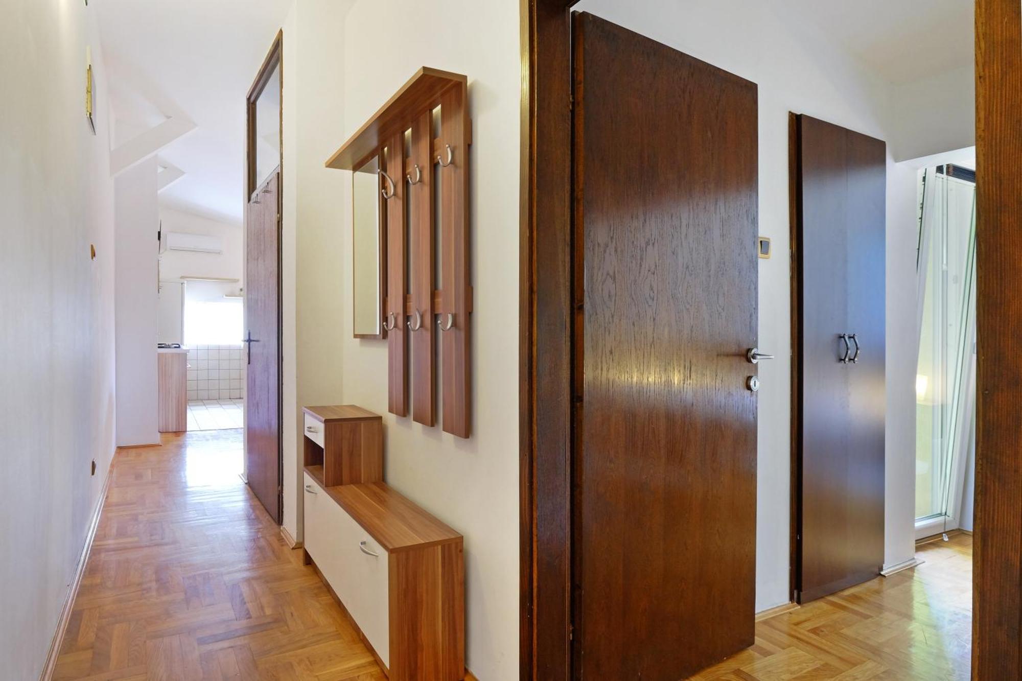 Red Tree Apartment Belgrado Buitenkant foto