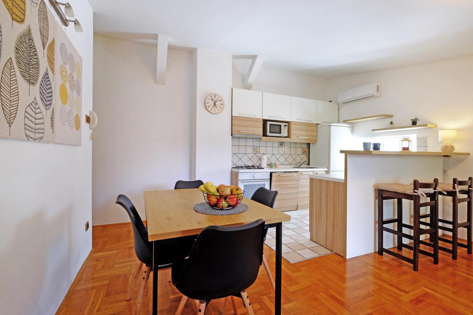 Red Tree Apartment Belgrado Buitenkant foto